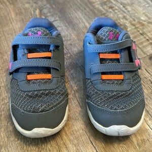 under armor shoes size 9K